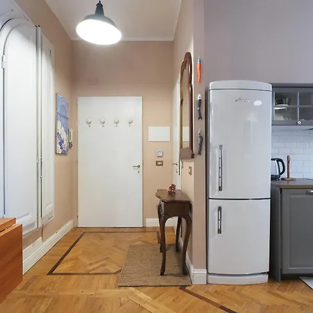 Apartamento Primopiano - Piazza Napoli Milão